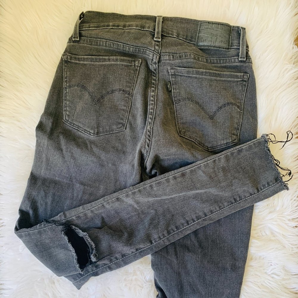 Levi's distressed jeans
